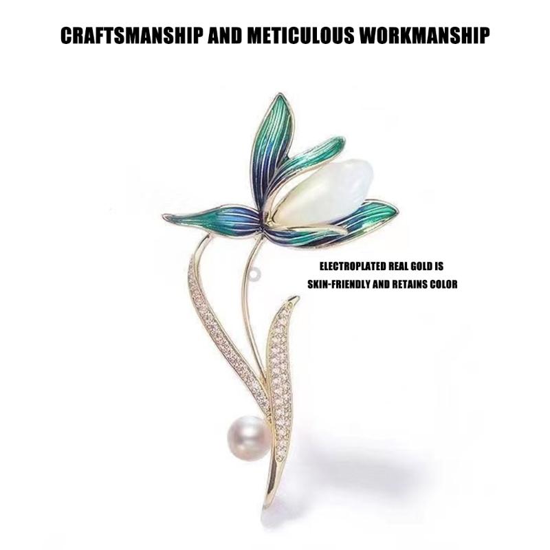 Elegant Magnolia Flower Brooch Sophisticated Pin Pearls Alloy Texture Clothing Jewelry Suitable for Women Present