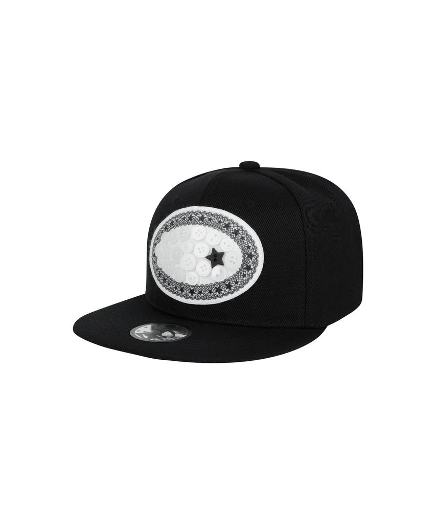 OJOS Lace Button Snapback / Black