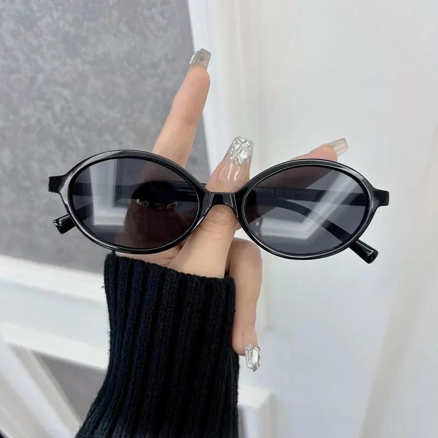 Designer Brand Oval Sunglasses Women Men Geometric Small Frame Sun Glasses Female Mirror Colors Stylish Fashion