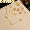 Parures et bijoux – Parures de bijoux