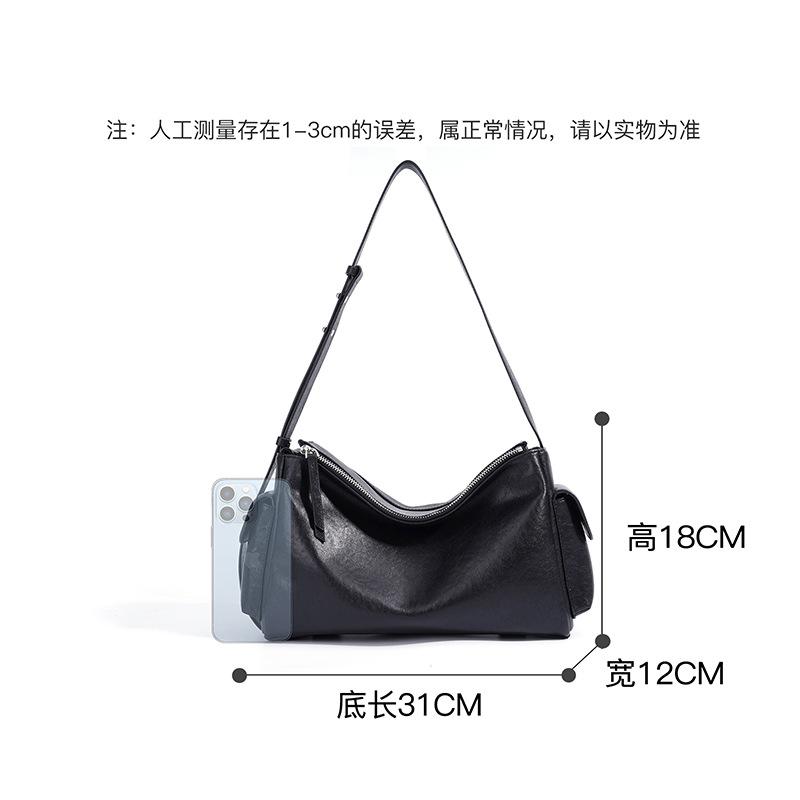 Pillow leather casual autumn and winter bag messenger bag women's fashion portable new women's large-capacity commuter shoulder bag