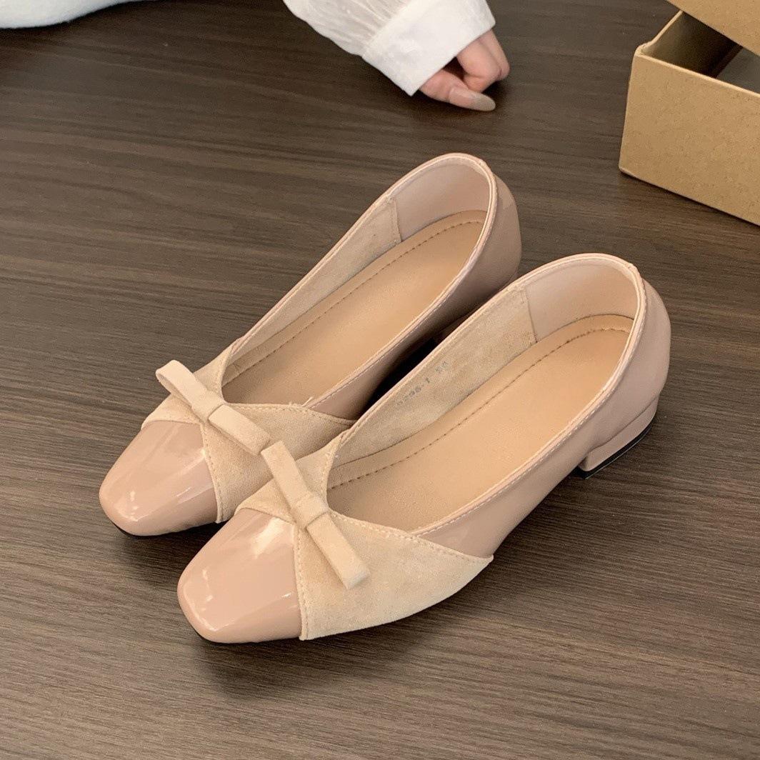 

French gentle bow thick heel single shoes women s 2025 new commuter splicing temperament socialite style middle heel grandma shoes 35