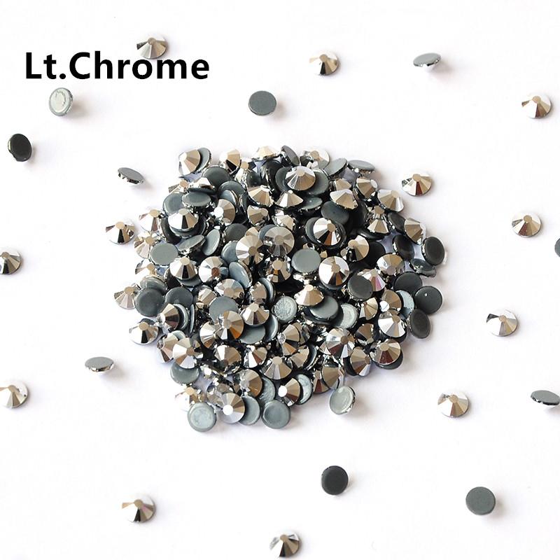 China Bulk Hot-fix Flat Back Rhinestones Bulk Crystal Glass Hotfix Rhinestones for Clothing Garment