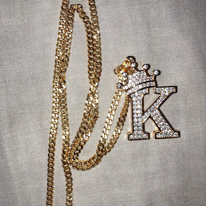 Naszyjnik z inicjałami A-Z w kształcie korony dla kobiet i mężczyzn Hip Hop Łańcuch Biżuteria Kryształ Cyrkon Wisiorek Naszyjniki Collier Bijoux