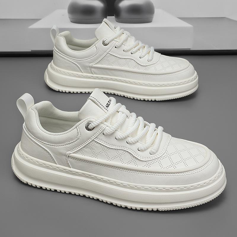 Men's Shoes for Spring and Summer Breathable Lightweight Soft Sole White Shoes for Men's Casual Shoes for Versatile Thick Sole