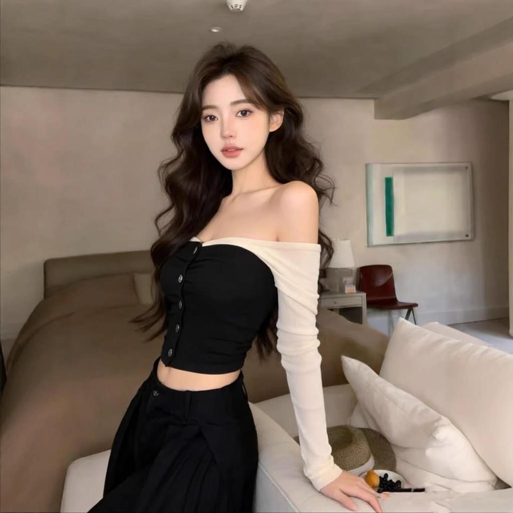 ZS4777 Black Light Luxury Sexy One-Shoulder Bandeau Top - Women's Elegant, Age-Defying Long Sleeve Style