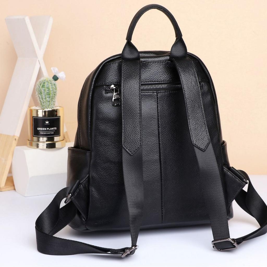 Cowhide Women's Backpack Large Capacity Fashion New Travel Bag