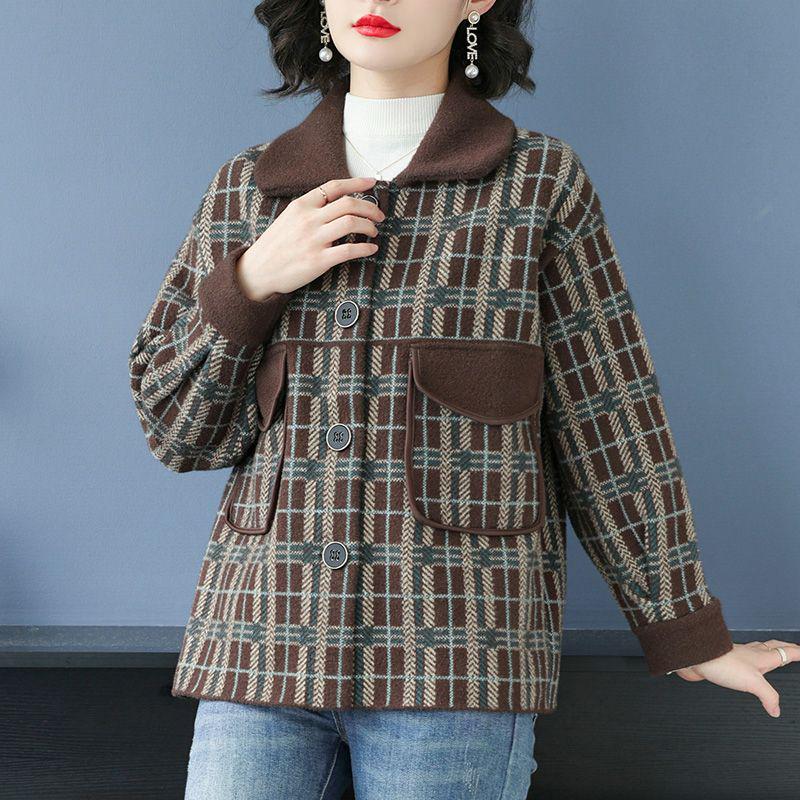 Stylish Petite Cashmere Coat: Slimming Plaid Design for Middle-Aged & Elderly Women, Perfect for Autumn & Winter