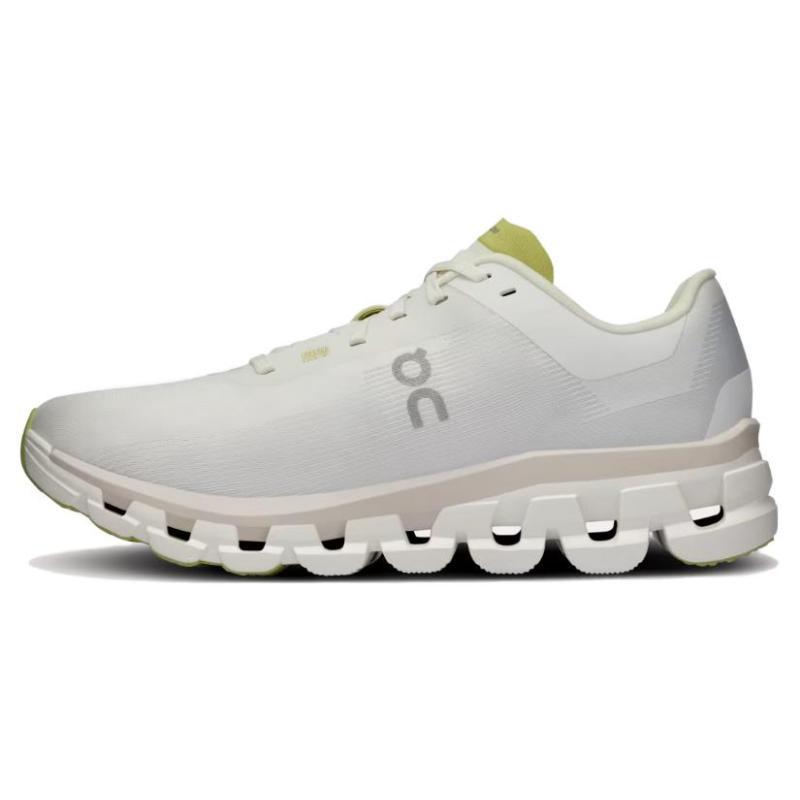 

Cloudflow Wmns On 4 White Sand Women s Sneakers 3WD30110248 37