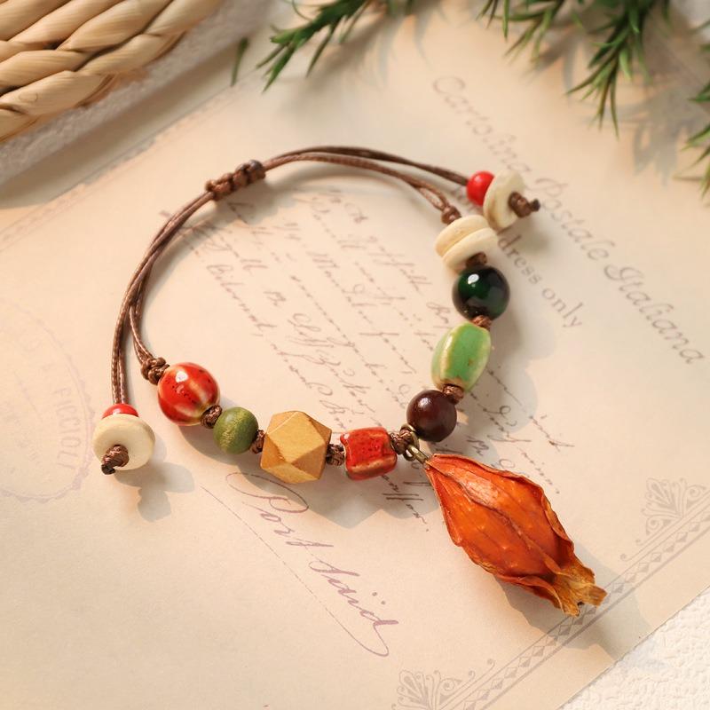 Retro Natural Plant Fruit Bracelet Hand Woven Acorn Hand Rope Women's Niche Literary Bracelet