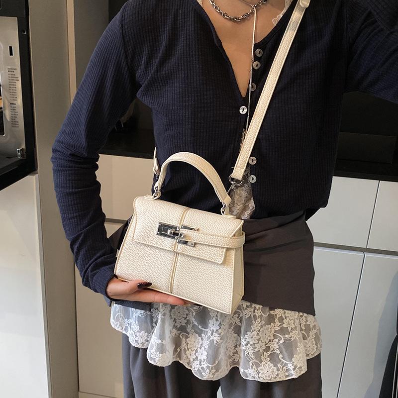 Portable Small Square Bag New Versatile Shoulder Bag Crossbody Bag