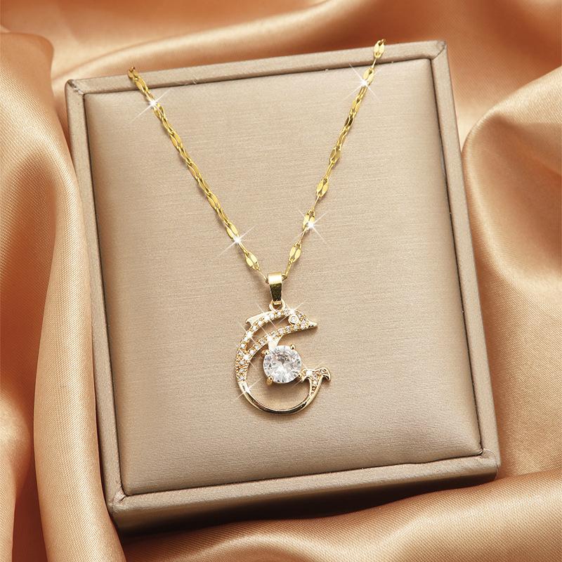 Luxury Shiny Stainless Steel 18k Gold Zircon Heart Butterfly Pendant Necklace Women Boutique Pearl Flower Leaf Necklace for Gift