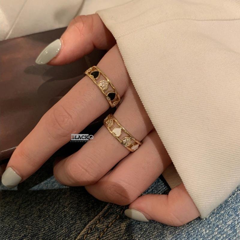 Korean Fashion Ins Style Rings for Women Niche Female Micro-inlaid Love Design Sense Luxury Hollow Adjustable Open Ring Anillos