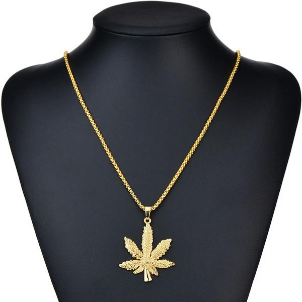 Stylish European And American Hip Hop Necklace With Alloy Maple Leaf Pendant For Men