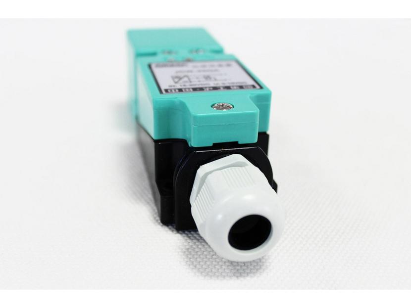 Hukong JCW-40PAQA Inductive Proximity Sensor & Limit Switch