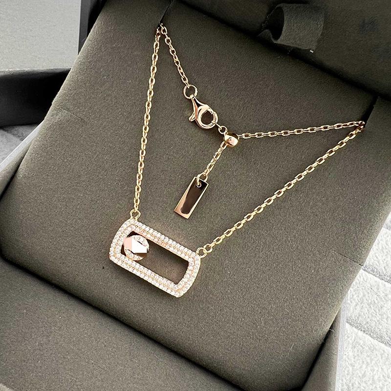 

Elegant Women s Large Diamond Pendant Necklace: Light Luxury, Versatile, High-End Fashion.
