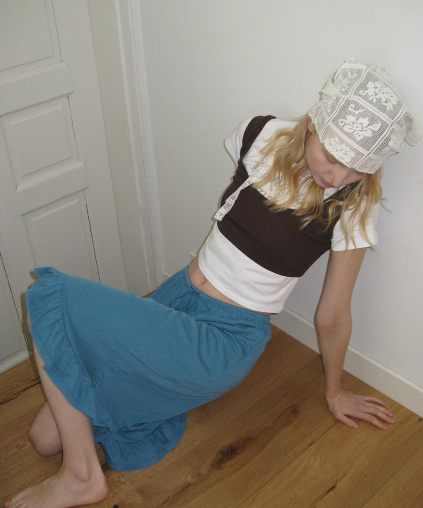 WITHOUT SUMMER Ale Frill Skirt_Teal