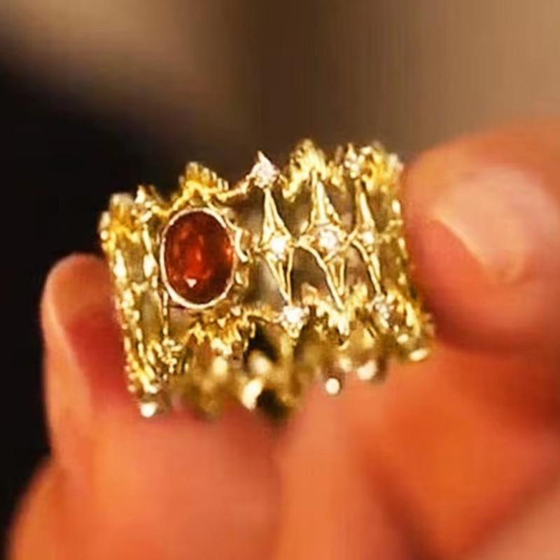

Huitan Gorgeous Women Hollow Rings with Red Cubic Zirconia Gold Color Luxury Wedding Engagement Party Trendy Female Zircon 6