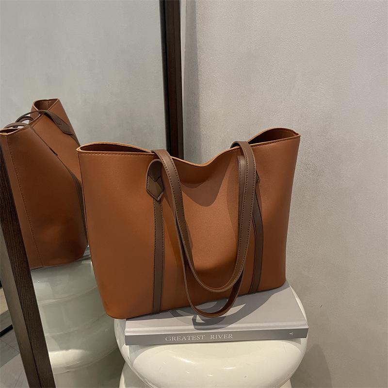 Korean Version Large Capacity Solid Color Faux Leather Tote Bag Fashion Vintage Commute Simple Shoulder Bag