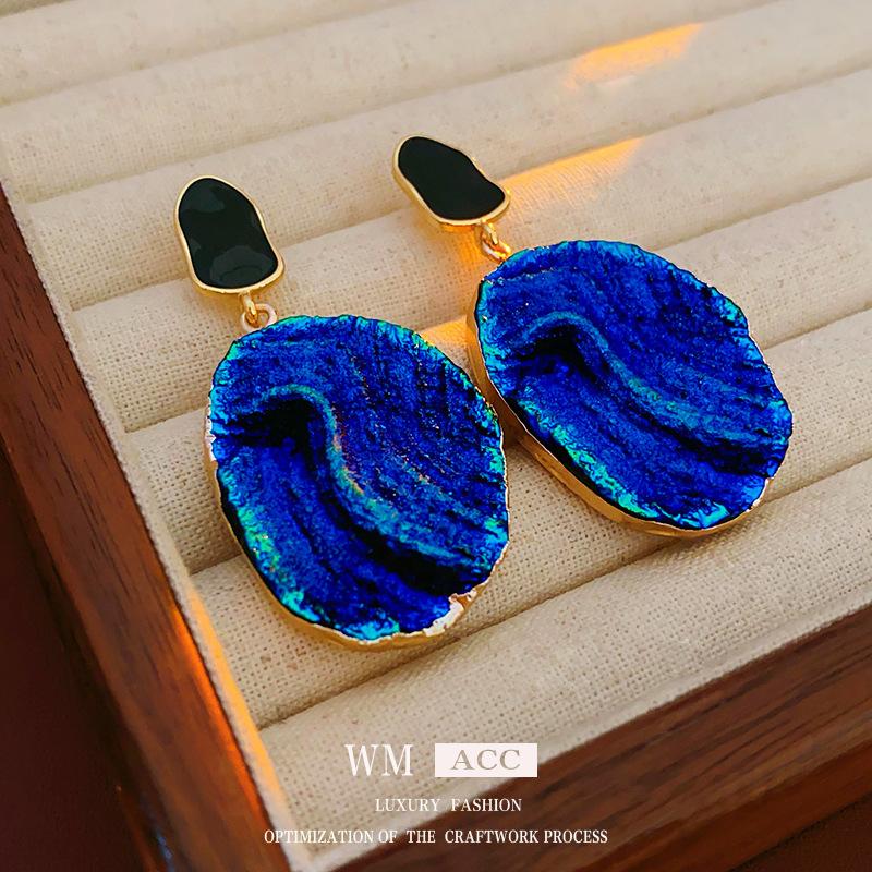 Middle Aged Wrinkled Oil Dripping Irregular Retro Style Earrings