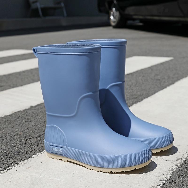 Fashion Women's Rain Boots Outdoor Wading Shoes Medium Tube Thickened Rain Shoes Non-slip Soles Women's Water Shoes Rubber Shoes Kitchen Water Boots