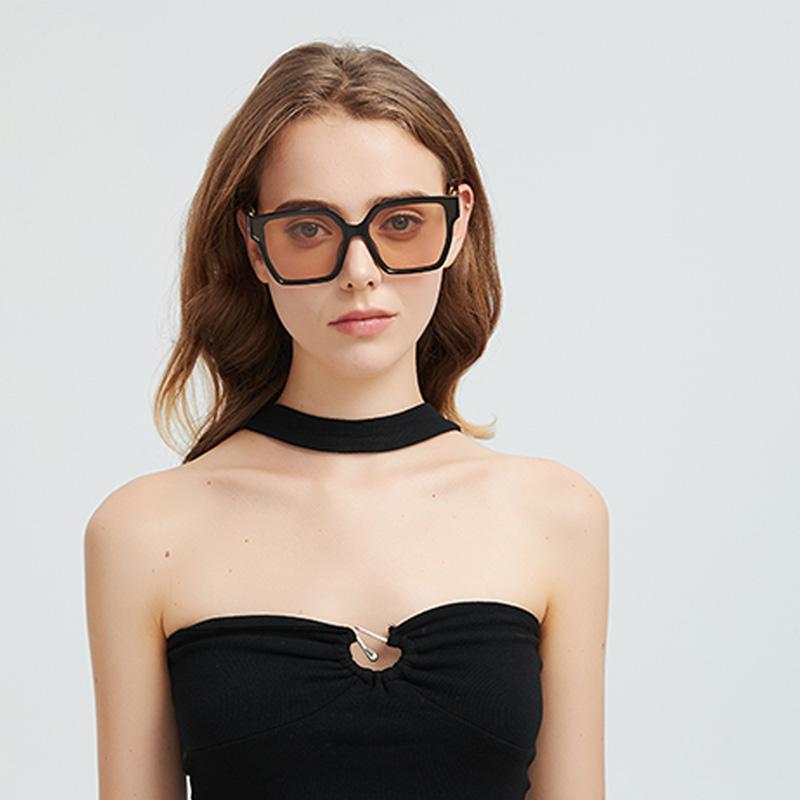 High-quality Large Frame Square Sunglasses Women Men Exquisite Brand Sun Glasses Leisure Travel Lady Man Glasses UV400