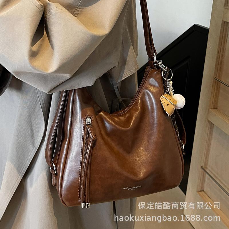 Vintage Commuter Tote Bag Women's Large Capacity 2025 New Casual One Shoulder Crossbody Multifunctional Fashion Backpack
