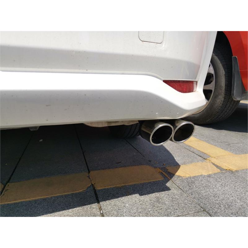 Compatibele uitlaatpijp en sierkap voor Toyota Yaris L en Vios FS modellen van 2014-2022.