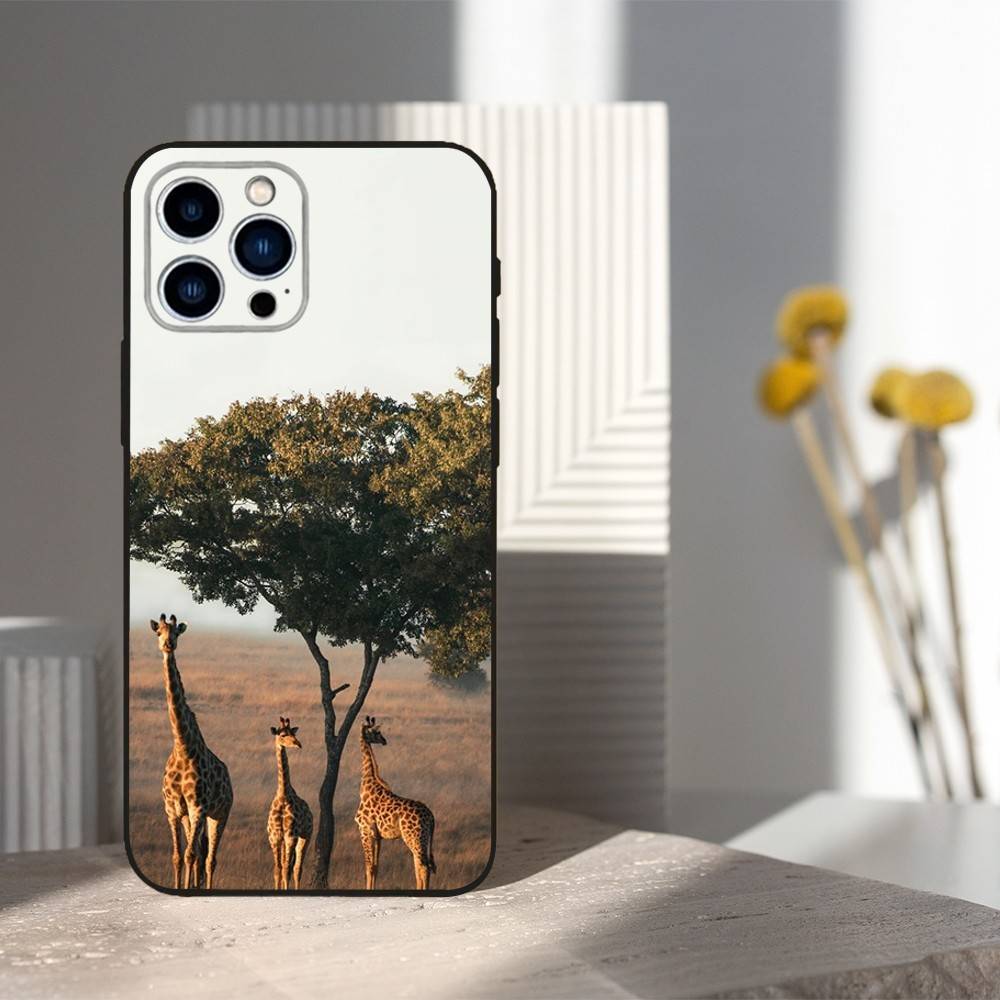 Animal Giraffe Cute For iPhone 8,7,11,12,15,14,13,16,17,Plus,Pro Max,XS,X,XR,SE,Mini,Soft Silicone Black Case