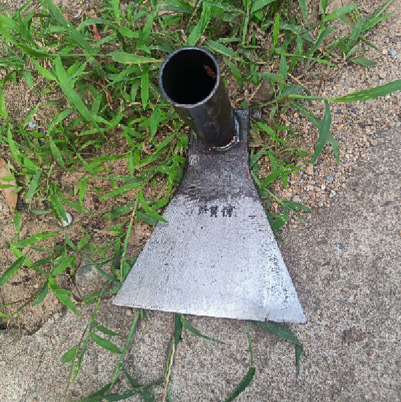Multifunctional Manganese Steel Hoe: Weeding, Soil Turning, Agricultural Tool, Adze, Thickened Shovel for Household Use
