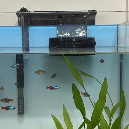 Aquarium Filter Baffle with Suction Cups, Fish Tank Accessory, Fish Tank Flow Controller, Helps Maintain A Calm Water Surface And Slow