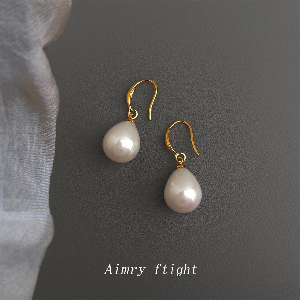 Color pearl fresh and sweet water drop new versatile commuter earrings earrings supply chain