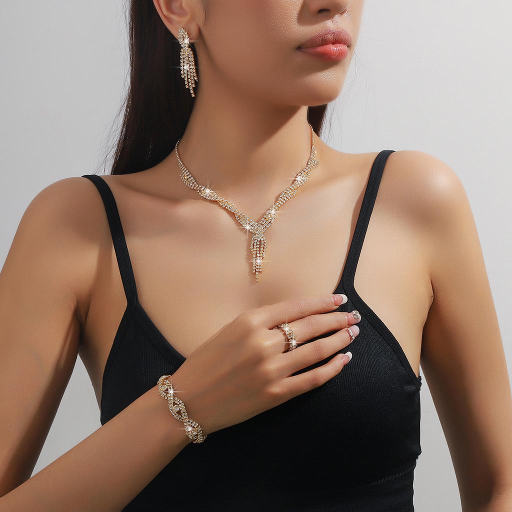 Bridal Jewelry Set - Necklace  Earrings  and Four-piece Set - Wedding Accessories - Banquet Dress Necklace Set