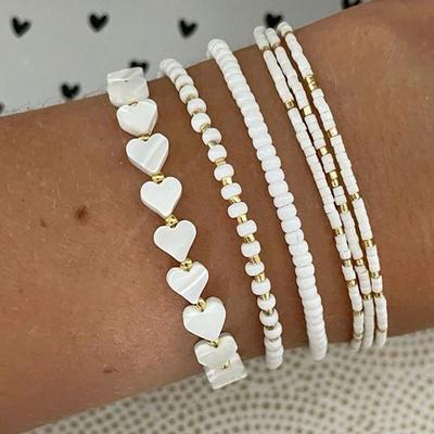 6 stuks Set Van Delicate Witte Kralen Hart & Schelp Handgemaakte Kralen Elastische Meerdere Lagen Armbanden Voor Valentijnsdag cadeau B082