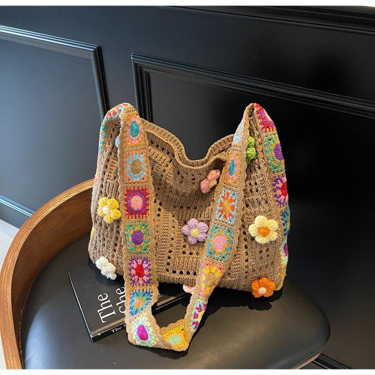 

Wool woven sunflower bag women s 2025 new large-capacity shoulder bag small fresh holiday messenger bag хаки