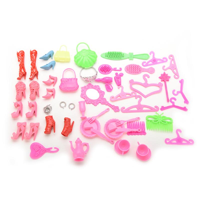 Heiß! 50 Stücke Zubehör Puppen Schuhe Tasche Spiegel Kleiderbügel Kamm Armband Spielzeug Set Nicht Wiederholbar