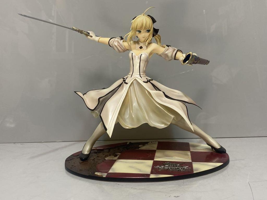 [USED] 1/7 Fate Saber Lily Golden Sword of Victory (Caliburn)