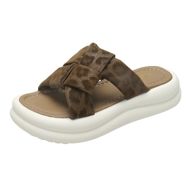 

Cool slippers women s summer wear with skirt platform beach sandals fashionable cross-word 40 коричневый