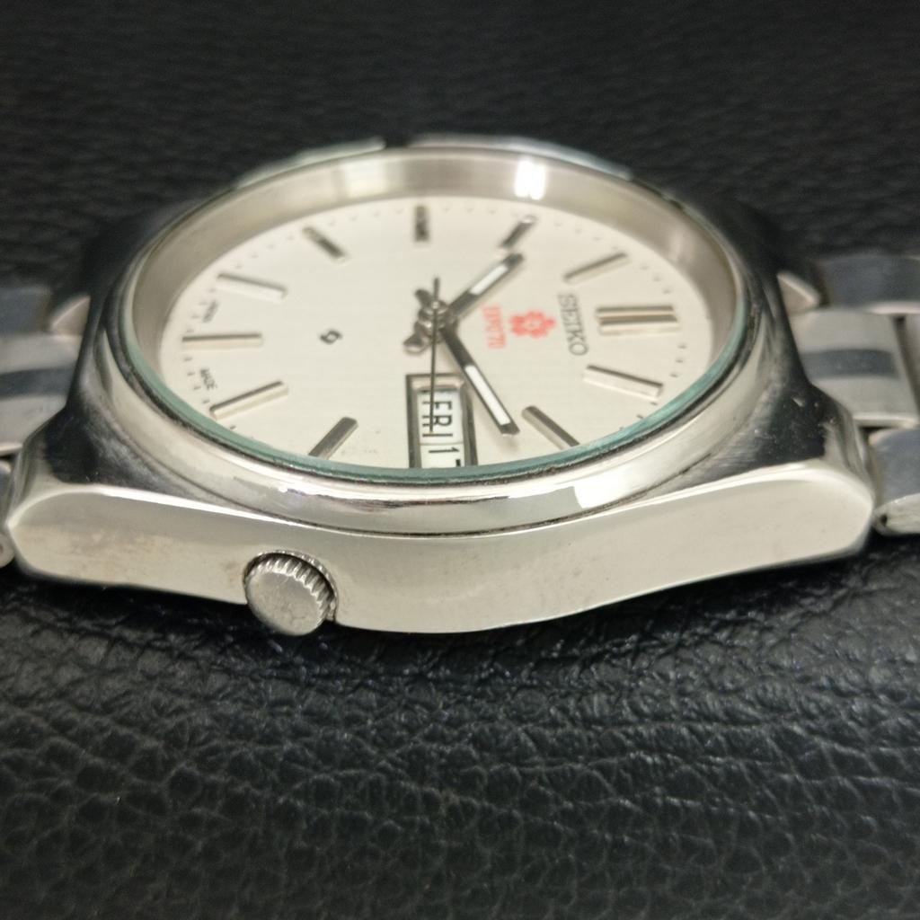 GENUINE VINTAGE SEIKO EXPO 70 AUTOMATIC JAPAN MENS SILVER DIAL WATCH a708788-1
