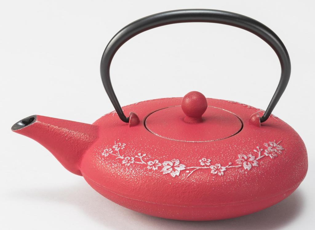 Iwachu Teapot Japanese Sakura Plum Color Enamel Inside Nambu Ironware 12388 Silver/Red 0.6L
