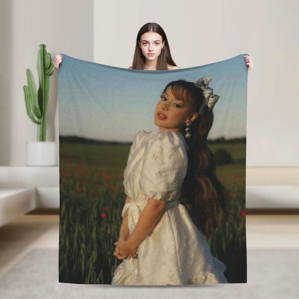 Ayliva Singer Tour 2025 Blanket Multi-size Super Soft Cozy  Throw Blankets for Couch Sofa and Bed