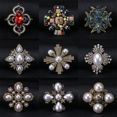 Vintage Barok Parel Broche Overdreven Kruis Broche Broche Mode Multifunctionele Kledingaccessoires