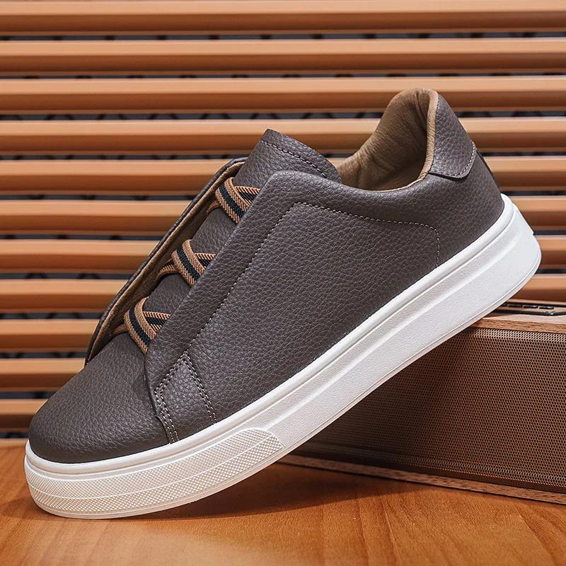 Fashion Korean Casual Sports Shoe Comfort Light Men Shoe Autumn Non Slip Flat Shoes 2024 New Fashion White Shoes Skate Shoes Scarpe Uomo