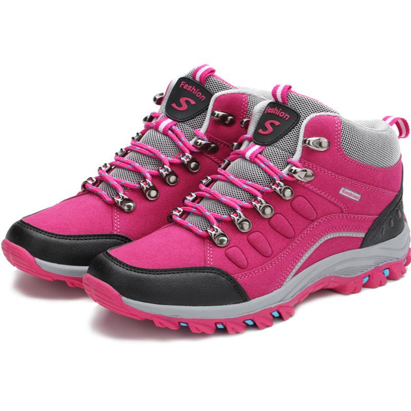 Chaussures Automne Hiver Bottes de Neige Baskets Homme Bottines Courtes Imperméables Bottines Chaudes en Peluche Chaussures de Travail de Neige pour Couple