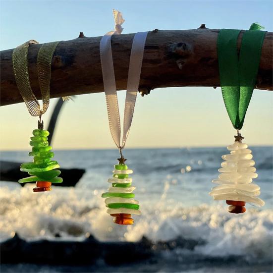 Sea Glass Christmas Tree Ornament Sea Glass Tree Resin Craft Ocean Beach Xmas Hanging Ornament for Home Collection Holiday Decoration