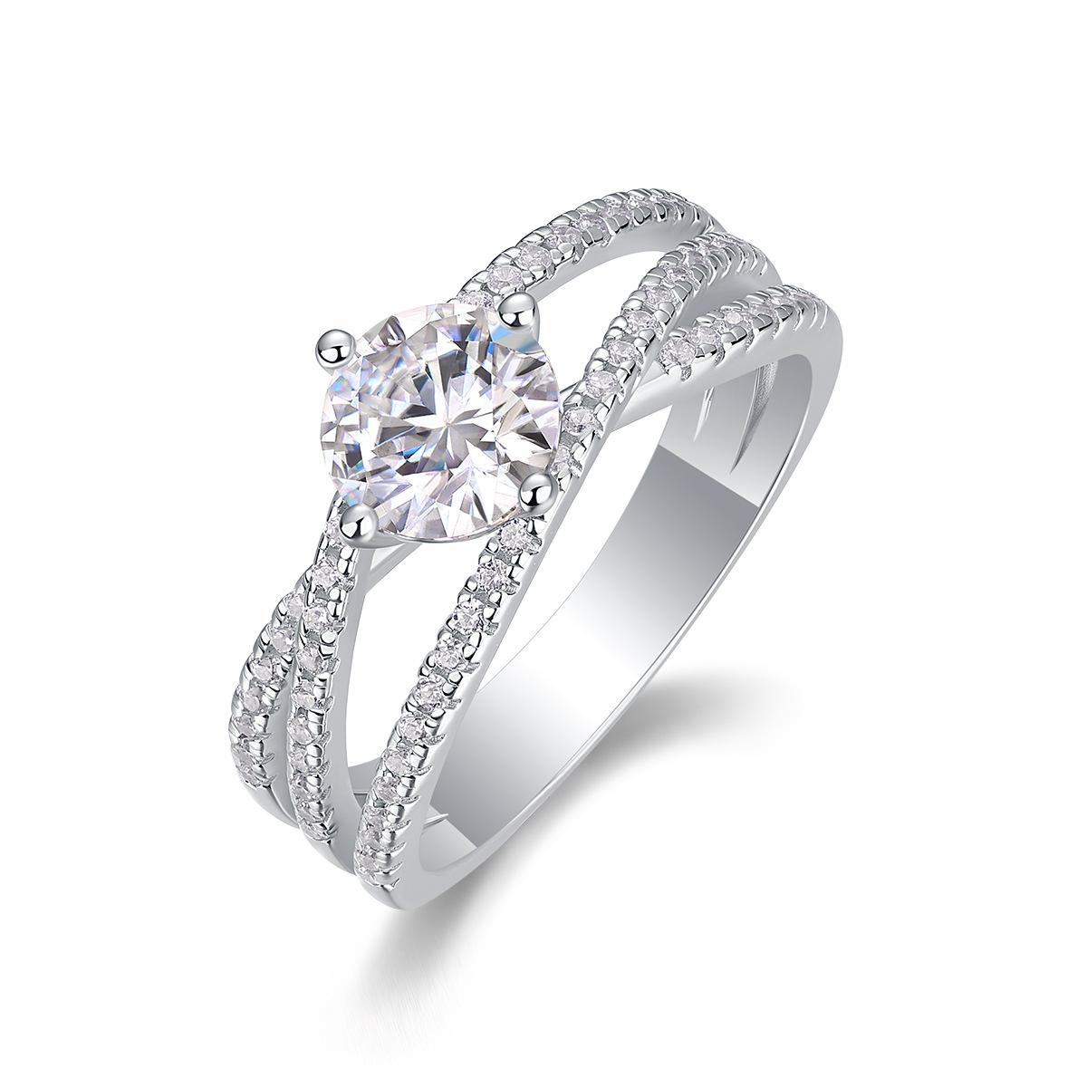 

Кольцо S925 Silver Fantastic с муассанитом US No. 9