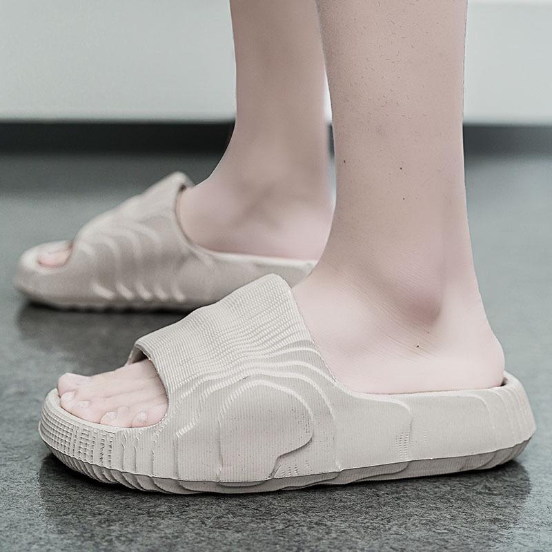 Herren- und Damen-Übergrößen-EVA-Anti-Rutsch-Strandsandalen - Dicksohlige Flip-Flops im Kokosnuss-Stil