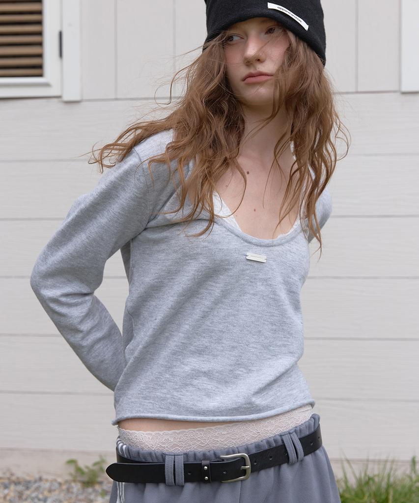 APPAREL ARCHIVE Ross Deep U-Neck Knit - Gray