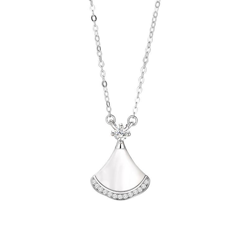 Small Skirt Necklace Women's Fashion Light Luxury Temperament High-grade White Fritillary Fan-shaped Necklace Collarbone Chain Gift