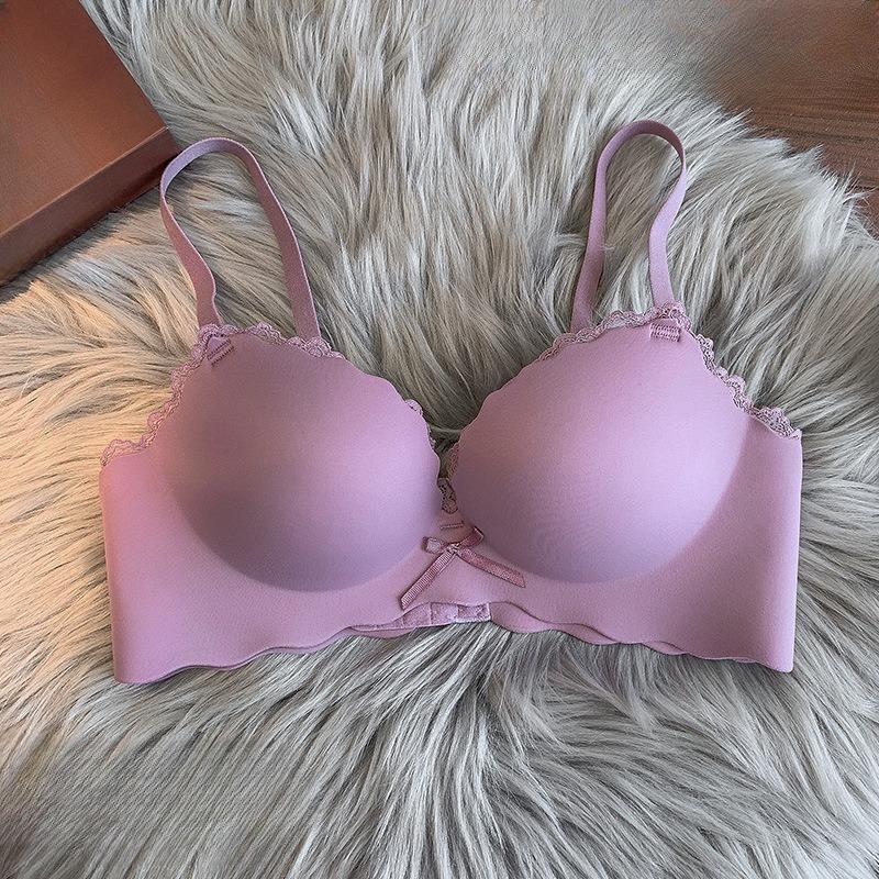 

Женский цельный бесшовный бюстгальтер без косточек, удобный, собирает маленькую грудь, предотвращает отвисание груди. 38/85AB фиолетовый